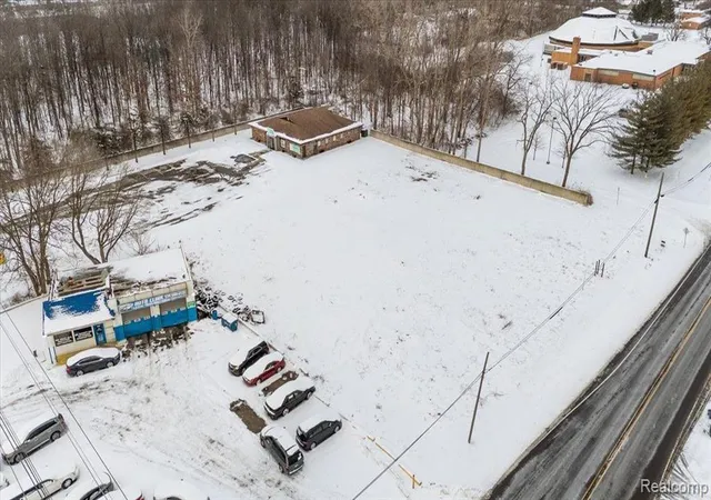 5th image of 32730 Palmer Rd, Westland, MI 48186 | MLS# 60371377