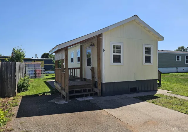 Photo 18 of Manufactured home for sale at 49 Lot St, Ishpeming, MI 49849 | MLS# 50217491 | Listing updated on 2026-08-05