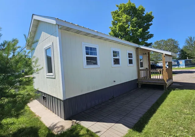 Photo 3 of Manufactured home for sale at 49 Lot St, Ishpeming, MI 49849 | MLS# 50217491 | Listing updated on 2026-09-28