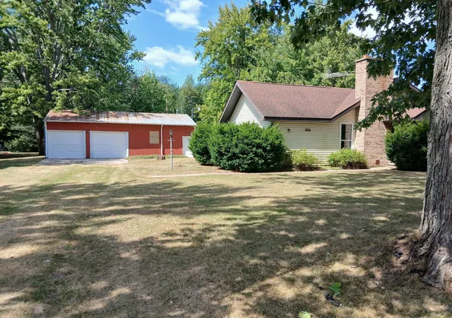 Photo 2 of Single family home for sale at 4589 Geneva Rd, Coleman, MI 48618 | MLS# 80073037 | Listing updated on 2026-09-07