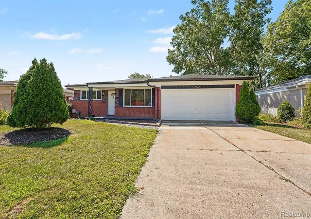 Photo 1 of Single family home for sale at 12922 E 13 Mile Rd, Warren, MI 48088 3181 | MLS# 61016535 | Listing updated on 2026-09-11