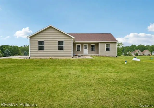 Homes for sale in Byron, MI | 11704 Glen Mary, Byron, MI 48418 | MLS# 61001257