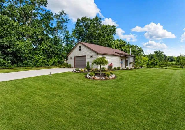 5th image of 6314 Wheaton Rd, Jackson, MI 49201 | MLS# 70489826