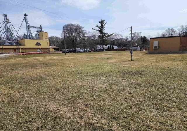 Homes for sale in Riverdale, MI | 11473 Pine St, Riverdale, MI 48877 | MLS# 80066451