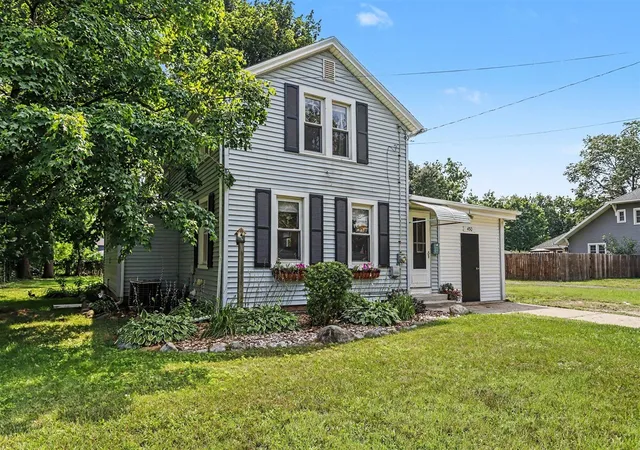 Photo 3 of Sale Pending at 430 E Orleans St, Otsego, MI 49078 | MLS# 70551473 | Listing updated on 2026-08-28