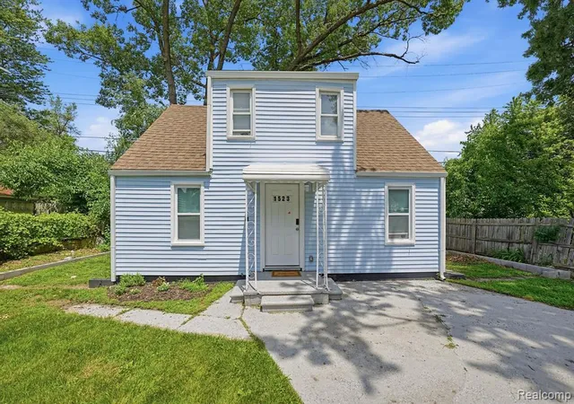 Homes for sale in Hazel Park, MI | 1523 E Madge Ave, Hazel Park, MI 48030 | MLS# 61008469