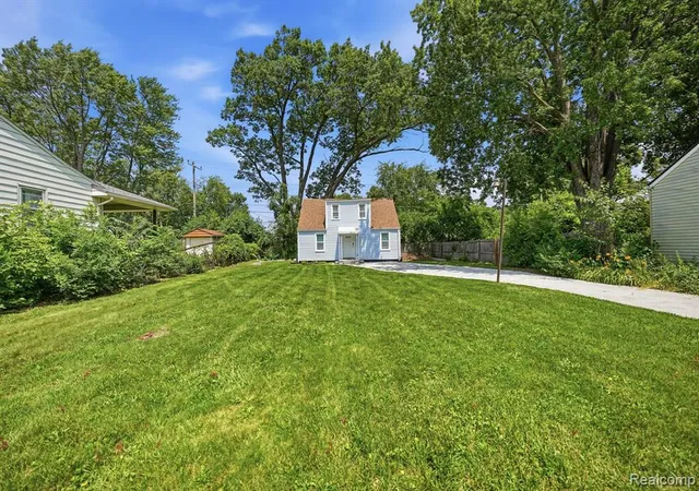 Homes for sale in Hazel Park, MI | 1523 E Madge Ave, Hazel Park, MI 48030 | MLS# 61008469