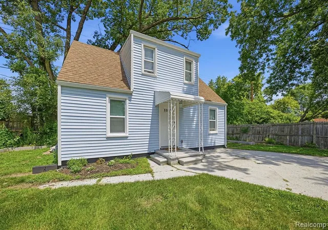 Homes for sale in Hazel Park, MI | 1523 E Madge Ave, Hazel Park, MI 48030 | MLS# 61008469