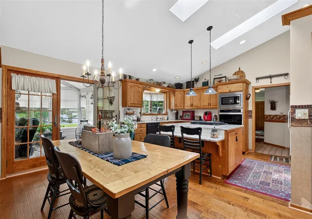 Photo 4 of Single family home for sale at 4240 Snow Rd, Bridgman, MI 49106 | MLS# 70553011 | Listing updated on 2026-09-21