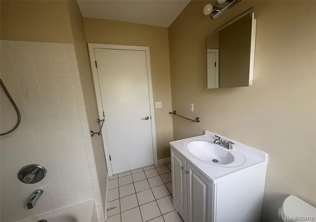Homes for sale in Hazel Park, MI | 1455 E Meyers Ave, Hazel Park, MI 48030 | MLS# 61003413