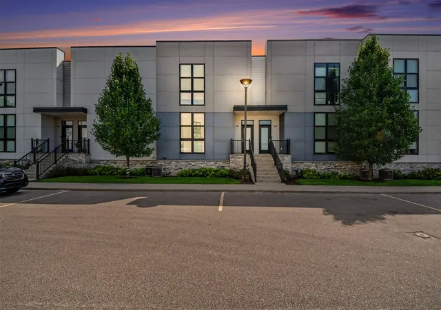 Photo 1 of Condo for sale at 6018 Port View Dr, Grand Rapids, MI 49512 | MLS# 70555757 | Listing updated on 2026-09-12