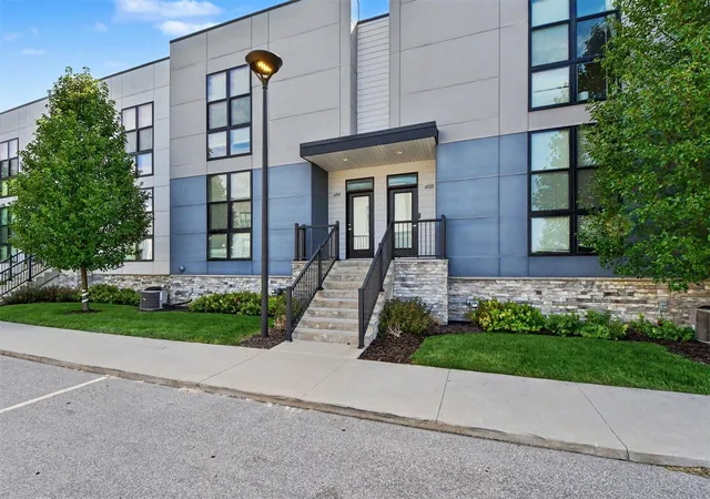 Photo 3 of Condo for sale at 6018 Port View Dr, Grand Rapids, MI 49512 | MLS# 70555757 | Listing updated on 2026-09-12