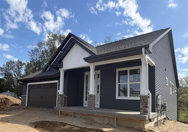 3rd image of 10545 Sharon Lee Ln, Portage, MI 49024 | MLS# 70501735