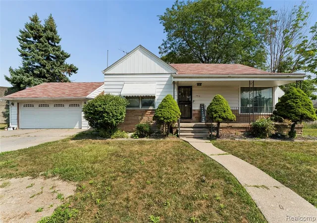 Photo 1 of Sale Pending at 1610 Garfield Ave, Lincoln Park, MI 48146 2373 | MLS# 61023291 | Listing updated on 2026-09-24