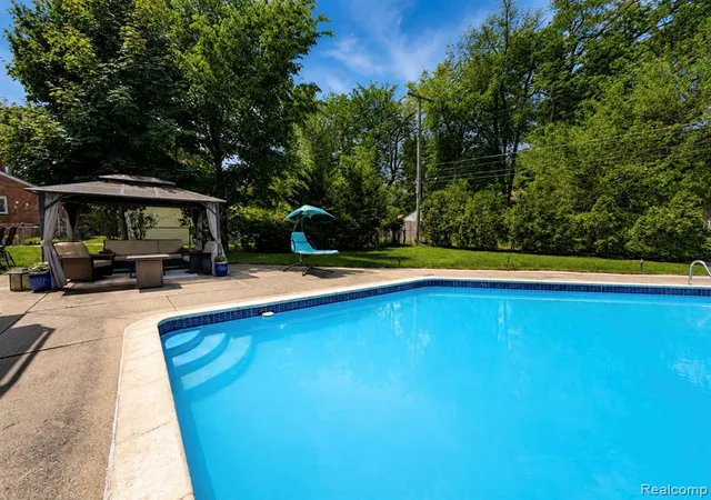 Photo 3 of Sale Pending at 13993 Garfield, Redford, MI 48239 | MLS# 60996564 | Listing updated on 2026-06-12