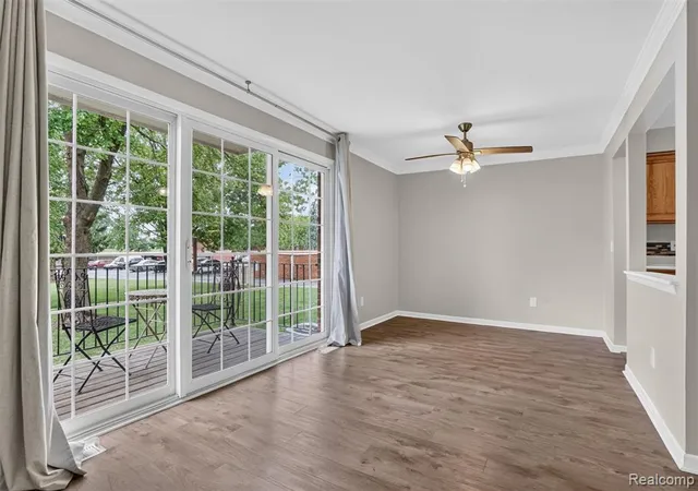 5th image of 448 N Fox Hls Dr, Bloomfield Hills, MI 48304 1330