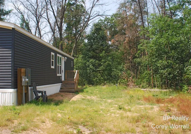 4th image of 5017 S Sunray Ct, Idlewild, MI 49642 | MLS# 70550650