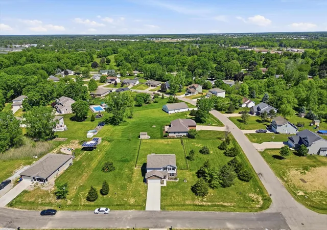 Homes for sale in Corunna, MI | 676 Woodvalley Dr, Corunna, MI 48817 | MLS# 50210355