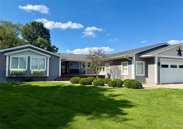 Homes for sale in Metamora, MI | 3780 Lake Lapeer Dr, Metamora, MI 48455 | MLS# 61006659