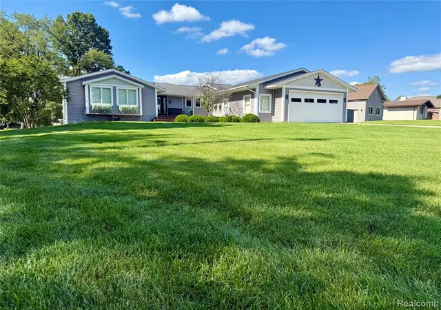 Homes for sale in Metamora, MI | 3780 Lake Lapeer Dr, Metamora, MI 48455 | MLS# 61006659
