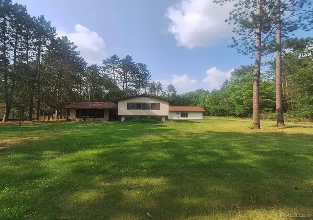 1st image of 1537 Hwy M69 Hwy, Crystal Falls, MI 49920 | MLS# 50215776
