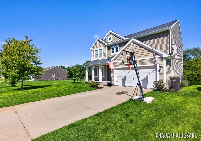 Photo 3 of Single family home for sale at 1162 Springview Ct, Middleville, MI 49333 | MLS# 70554650 | Listing updated on 2026-09-04