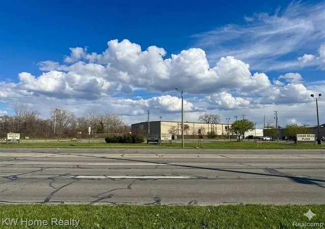 Photo 1 of Land for sale at 20800 Groesbeck Hwy, Warren, MI 48089 4911 | MLS# 60976545 | Listing updated on 2026-10-19