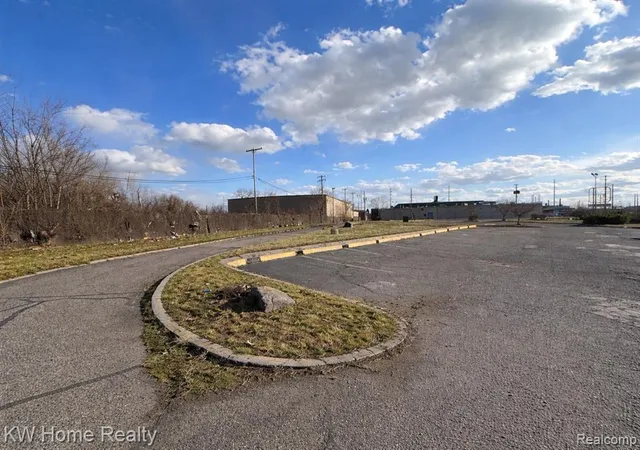 Photo 3 of Land for sale at 20800 Groesbeck Hwy, Warren, MI 48089 4911 | MLS# 60976545 | Listing updated on 2026-10-19