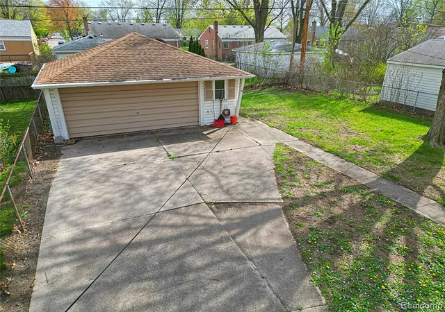 Homes for sale in Livonia, MI | 30261 Westfield St, Livonia, MI 48150 | MLS# 60995098