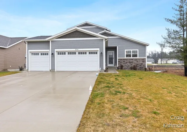 1st image of 2518 Odawa Trl, Muskegon, MI 49444 | MLS# 70537924