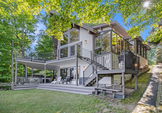 Photo 3 of Single family home for sale at 6218 N Loggers Ln, Ludington, MI 49431 | MLS# 70494472 | Listing updated on 2026-08-31