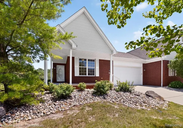 1st image of 1398 Luxington Dr, Lapeer, MI 48446 | MLS# 61011323