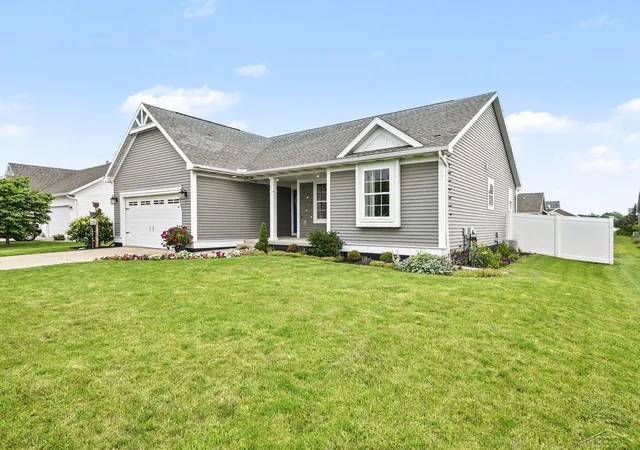 Homes for sale in Bay City, MI | 7401 W Ryan Ct, Bay City, MI 48706 | MLS# 50214373