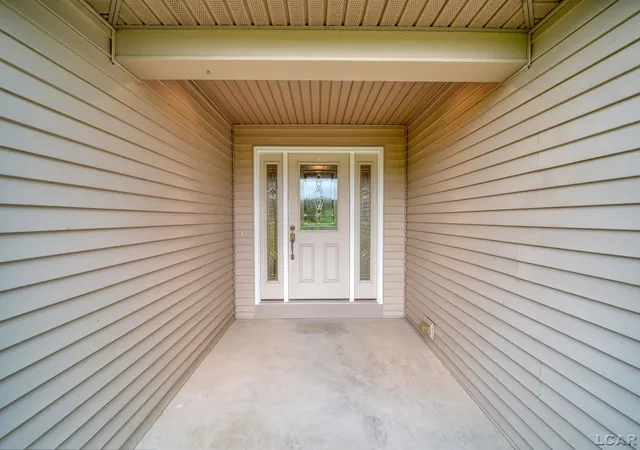 Photo 3 of Single family home for sale at 5750 Lyons Hwy, Adrian, MI 49221 | MLS# 50219545 | Listing updated on 2026-09-28