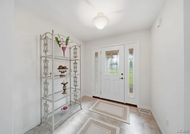 Photo 4 of Single family home for sale at 5750 Lyons Hwy, Adrian, MI 49221 | MLS# 50219545 | Listing updated on 2026-09-28