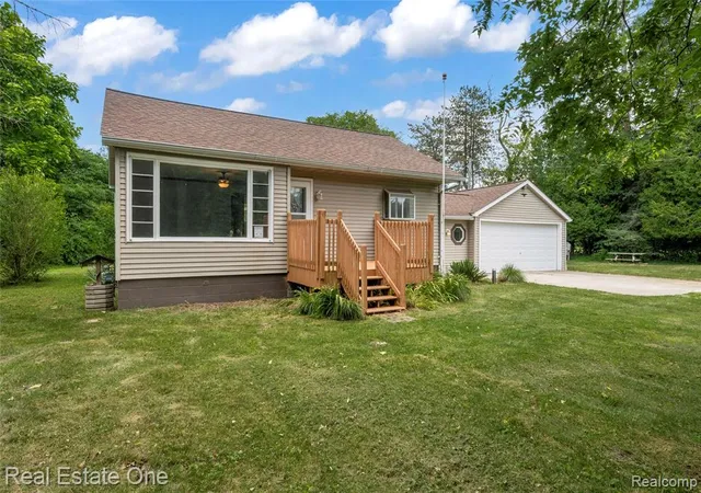 Homes for sale in Kimball, MI | 6710 Griswold Rd, Kimball, MI 48074 | MLS# 61009770