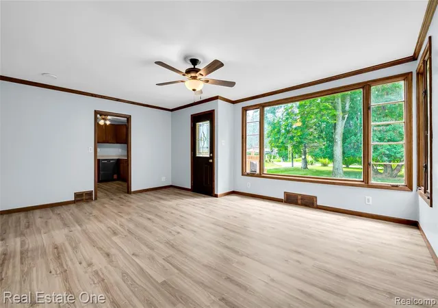 Homes for sale in Kimball, MI | 6710 Griswold Rd, Kimball, MI 48074 | MLS# 61009770