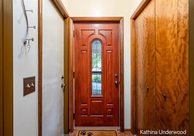 Photo 4 of Sale Pending at 1346 Rosewood Ave, Grand Rapids, MI 49506 | MLS# 70544795 | Listing updated on 2026-07-11