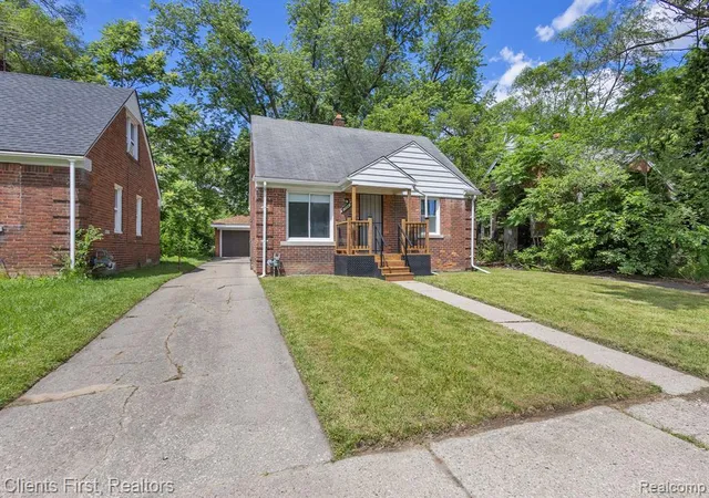 2nd image of 19963 Goulburn St, Detroit, MI 48205 1616 | MLS# 61003065
