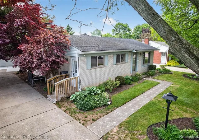 5th image of 14425 Stonehouse Ave, Livonia, MI 48154 | MLS# 60994146