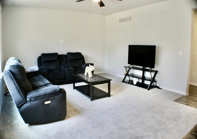 Photo 4 of Sale Pending at 11517 Partridge Dr, Taylor, MI 48180 | MLS# 70523588 | Listing updated on 2026-06-13