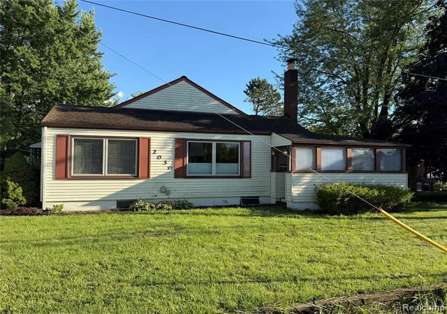 Photo 1 of Single family home for sale at 2030 Orpington Dr, Troy, MI 48083 | MLS# 61004441 | Listing updated on 2026-07-07
