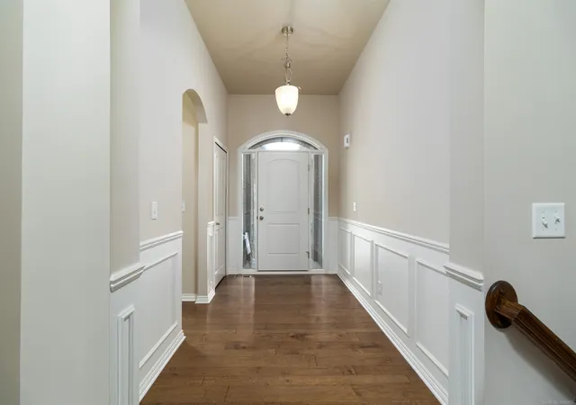 Photo 4 of Sale Pending at 16722 Glenhurst Dr #200, Macomb, MI 48044 | MLS# 50166556 | Listing updated on 2025-12-22