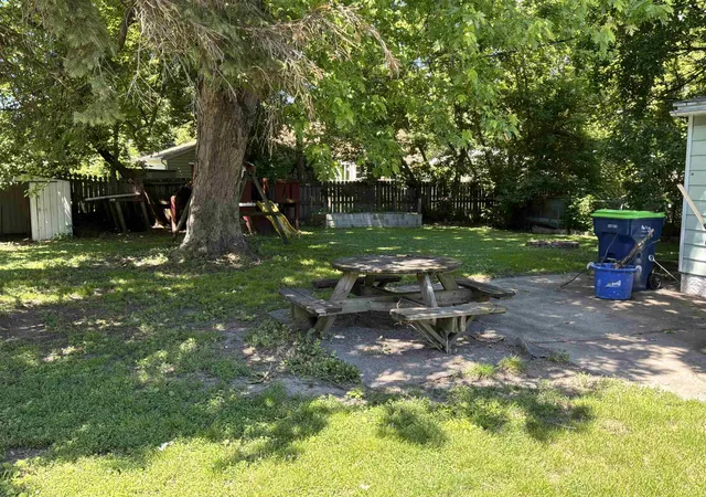 Photo 3 of Sale Pending at 1504 S Chilson St, Bay City, MI 48706 | MLS# 50212453 | Listing updated on 2026-08-20