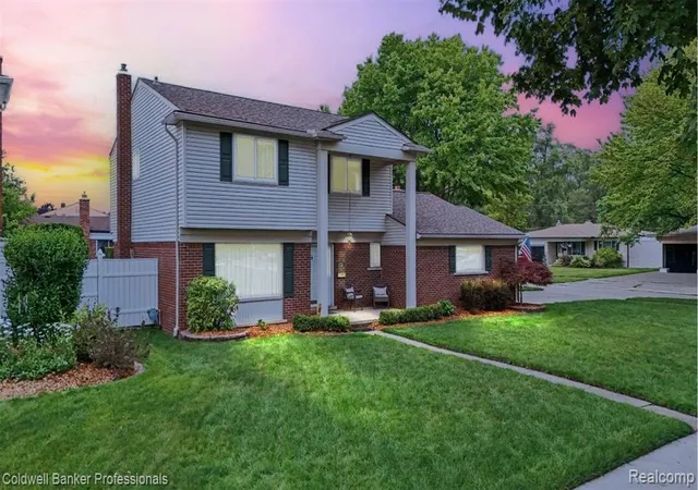 Homes for sale in Sterling Heights, MI | 8731 Paulina Dr, Sterling Heights, MI 48312 | MLS# 61008786