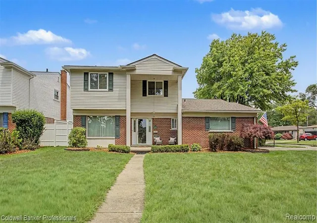 Homes for sale in Sterling Heights, MI | 8731 Paulina Dr, Sterling Heights, MI 48312 | MLS# 61008786