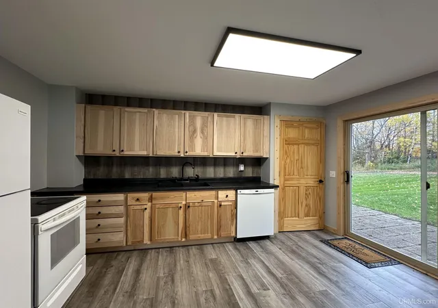Homes for sale in Bessemer, MI | 10356 N Sunset View St, Bessemer, MI 49911 | MLS# 50192281