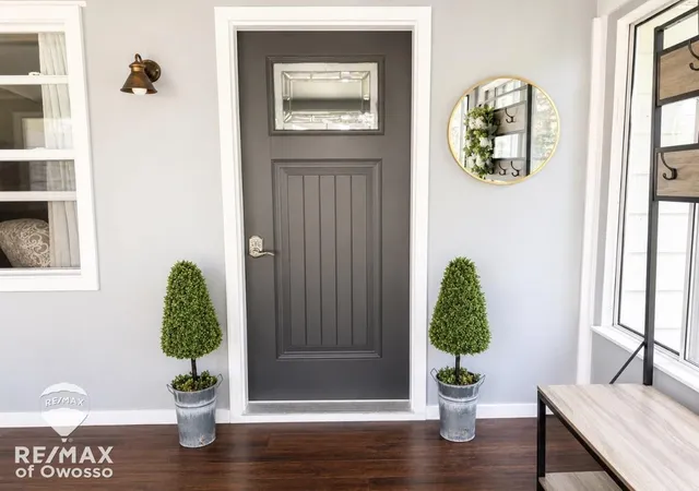 Photo 4 of Sale Pending at 500 N Hintz St, Owosso, MI 48867 | MLS# 50215424 | Listing updated on 2026-08-07
