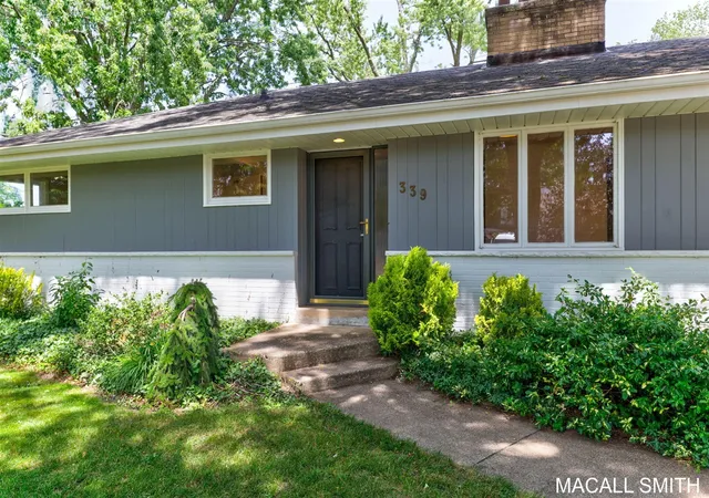 1st image of 339 Wildwood Dr, Holland, MI 49423 | MLS# 70543597