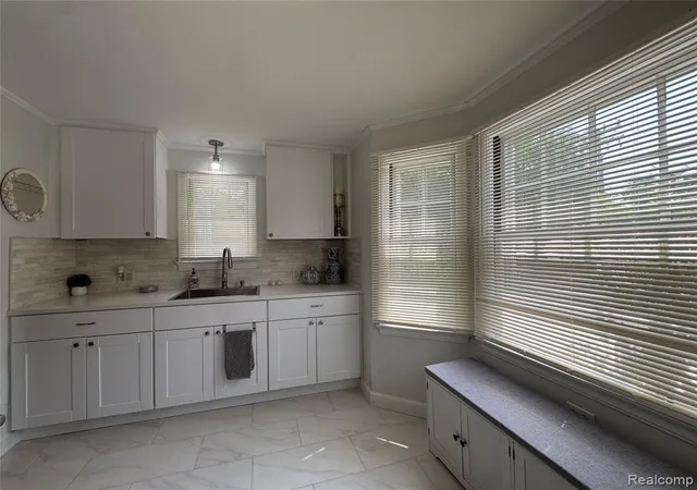 Photo 4 of Single family home for sale at 2452 Earlmont, Berkley, MI 48072 | MLS# 61019446 | Listing updated on 2026-08-11